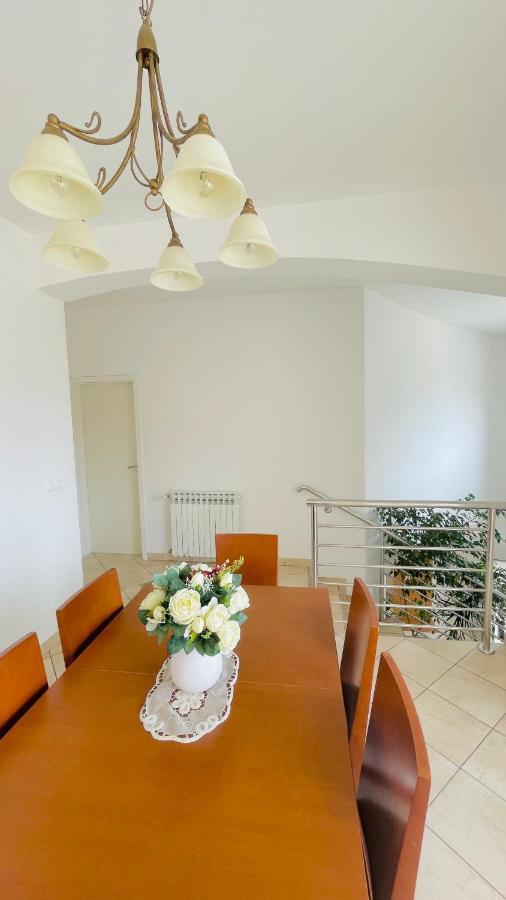 Villa Maestral Zara Esterno foto