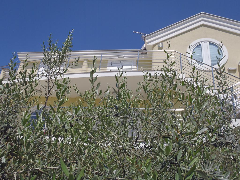 Villa Maestral Zara Esterno foto