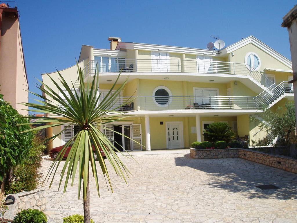 Villa Maestral Zara Esterno foto